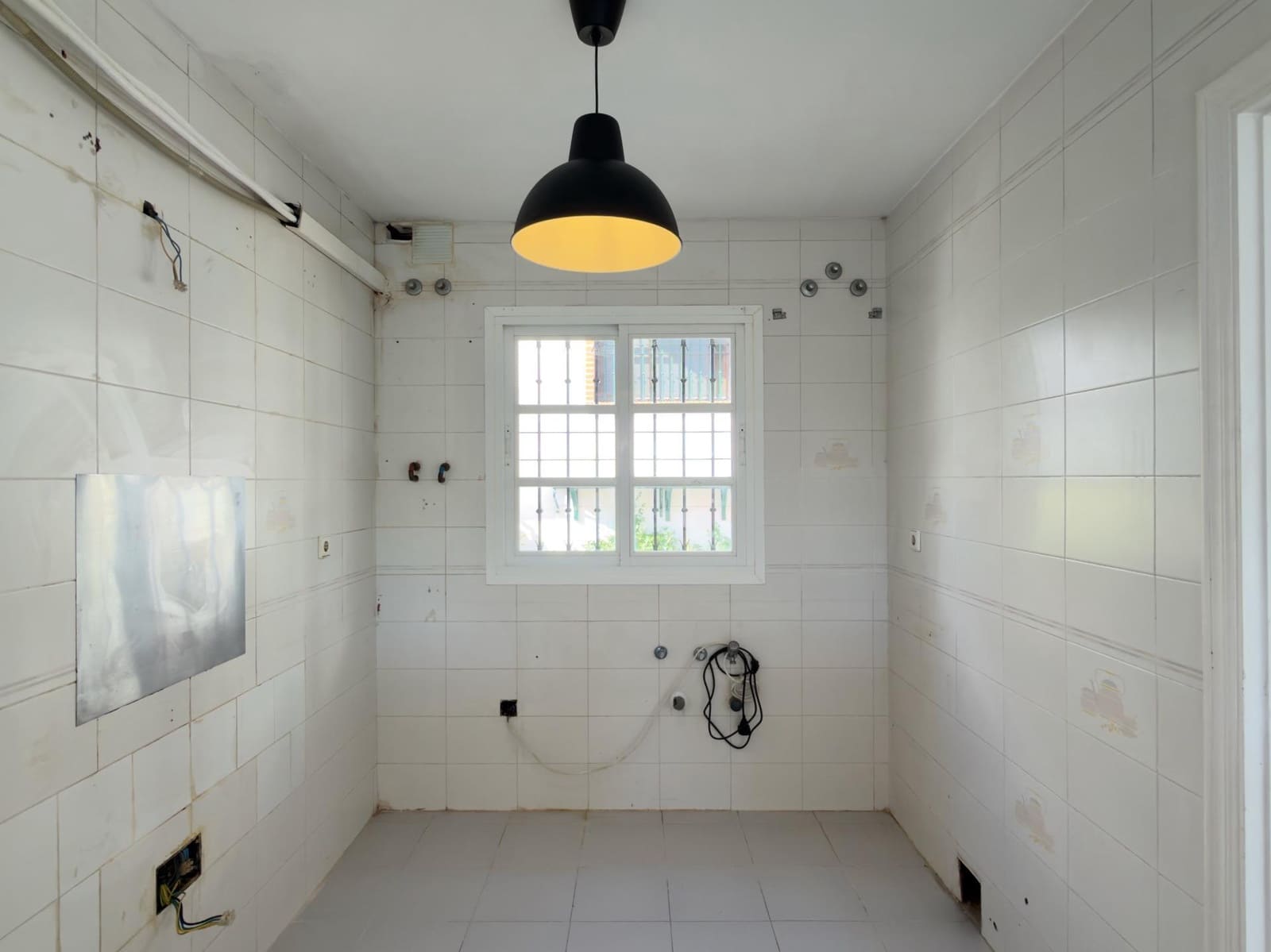 Adosado de 3 habitaciones en Torrequebrada en venta con piscina - 380.000 € (Ref: 10098354)