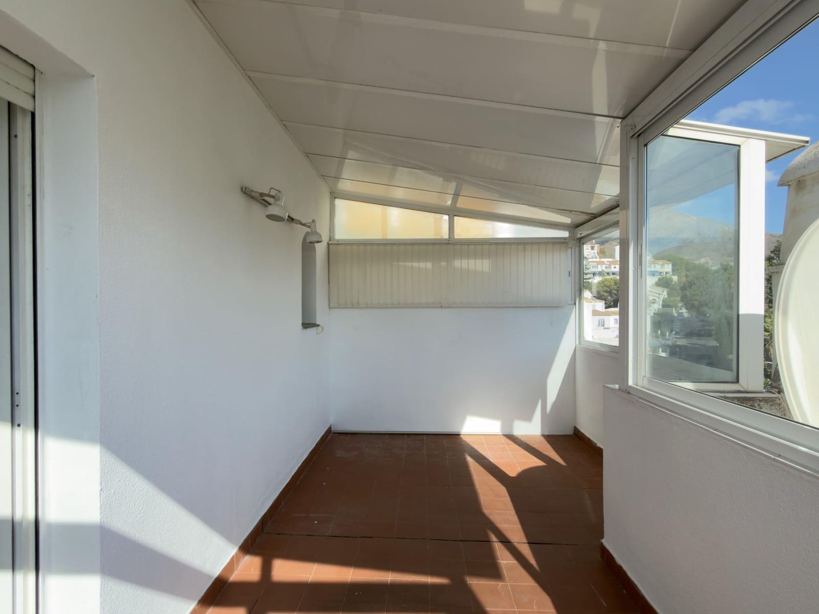 Adosado de 3 habitaciones en Torrequebrada en venta con piscina - 380.000 € (Ref: 10098354)