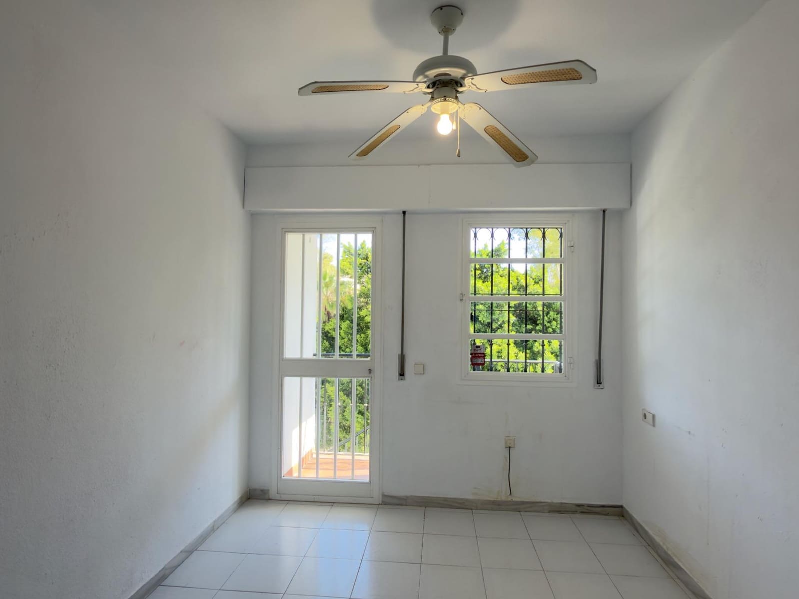 Adosado de 3 habitaciones en Torrequebrada en venta con piscina - 380.000 € (Ref: 10098354)