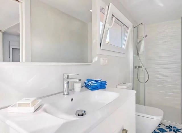 3 soverom Villa til salgs i El Palo, Málaga by - € 995 000 (Ref: 10115847)