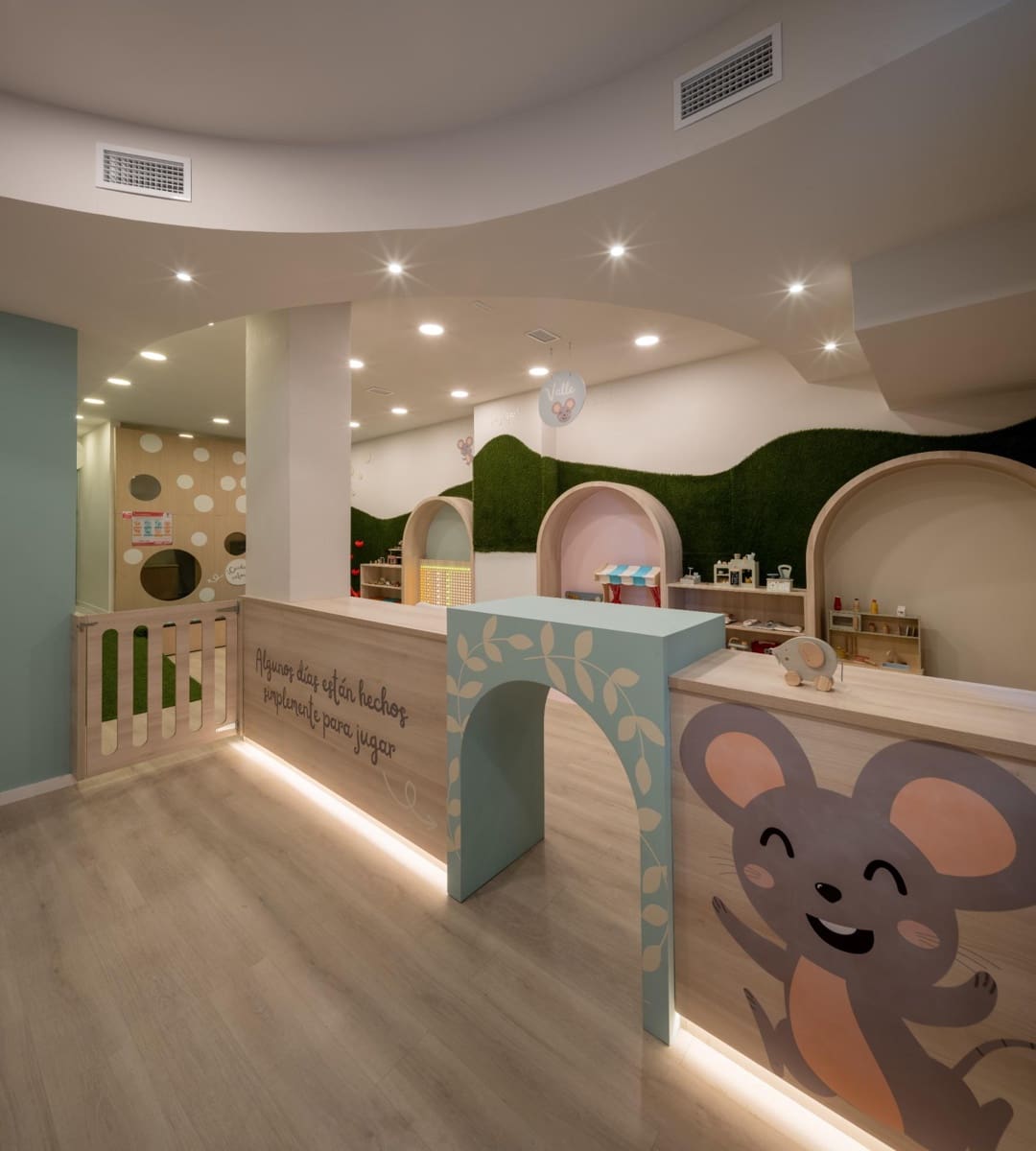 Entreprise à louer à Malaga ville - 1 500 € (Ref: 10130122)