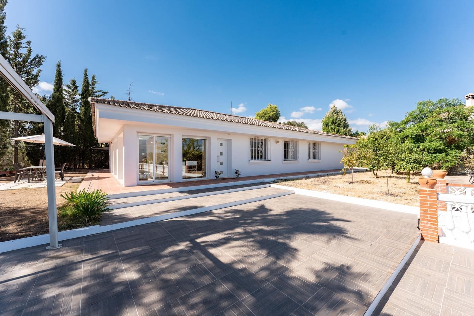 4 slaapkamer Villa te koop in Pinos de Alhaurin met zwembad - € 850.000 (Ref: 10130125)