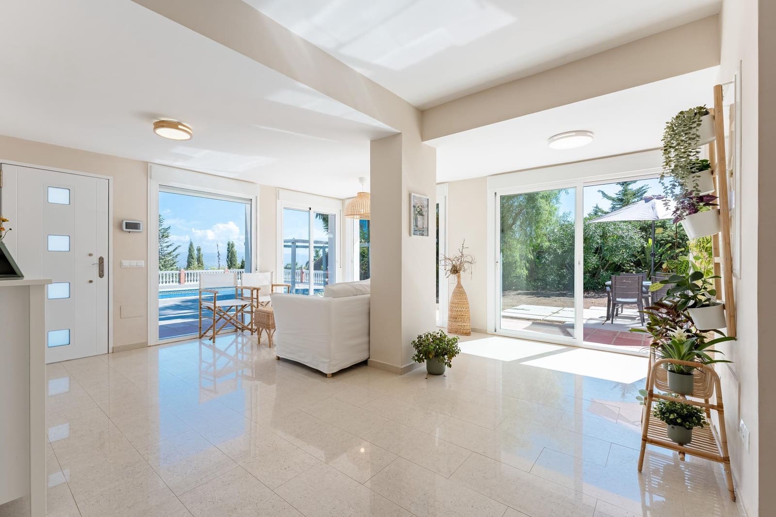 4 slaapkamer Villa te koop in Pinos de Alhaurin met zwembad - € 850.000 (Ref: 10130125)