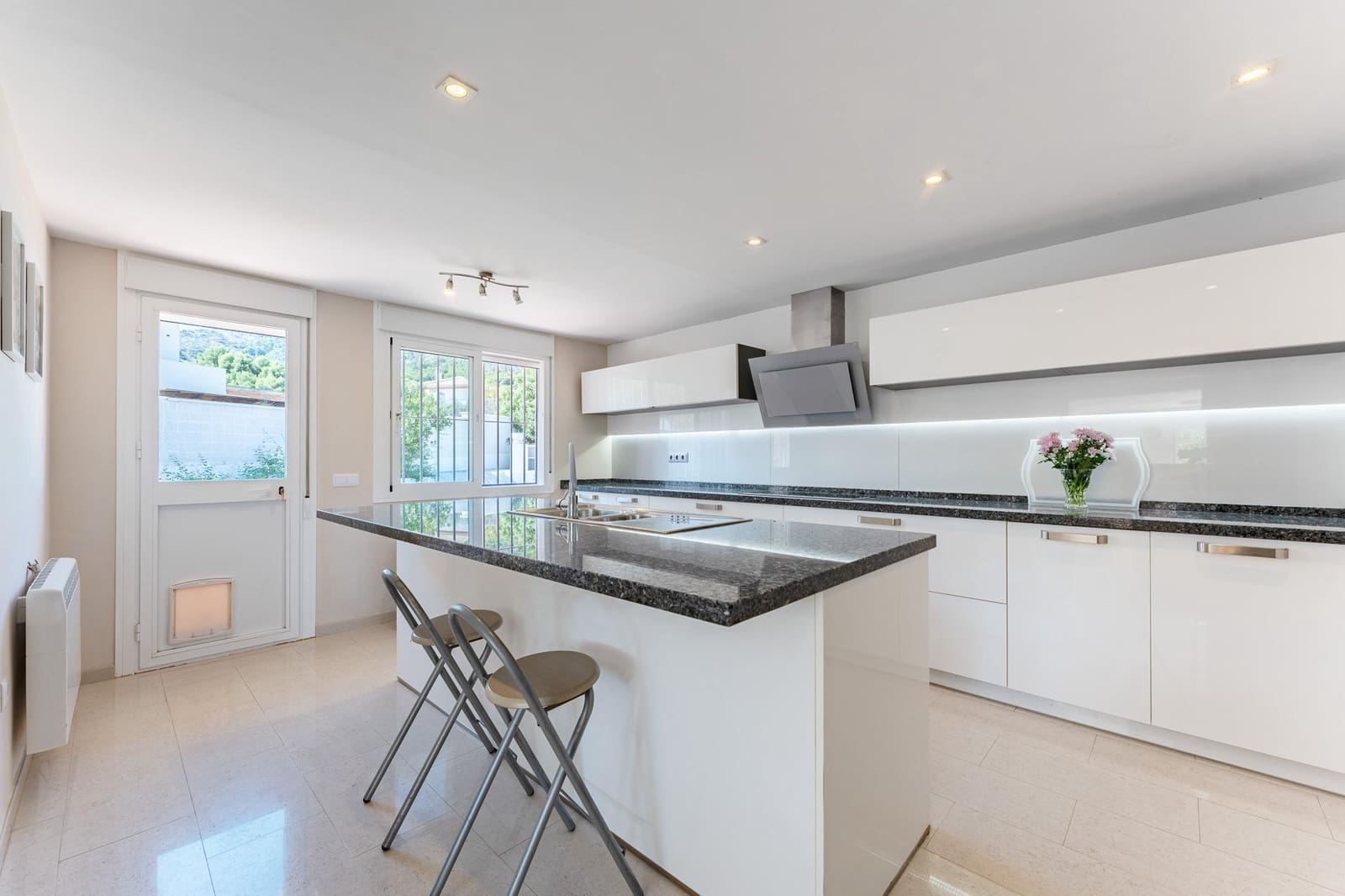 4 slaapkamer Villa te koop in Pinos de Alhaurin met zwembad - € 850.000 (Ref: 10130125)