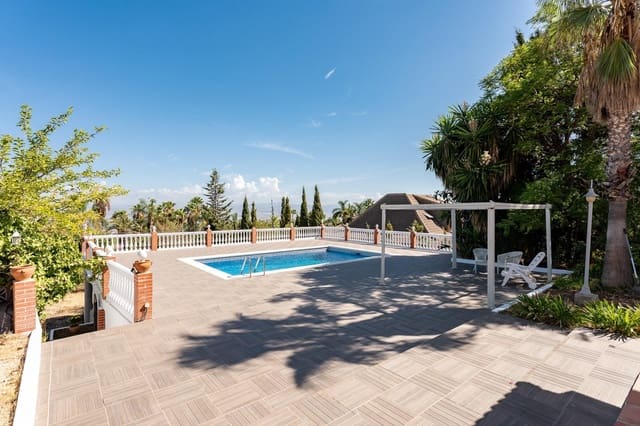 4 chambre Villa/Maison à vendre à Pinos de Alhaurin, Alhaurín de la Torre avec piscine - 850 000 € (Ref: 10130125)