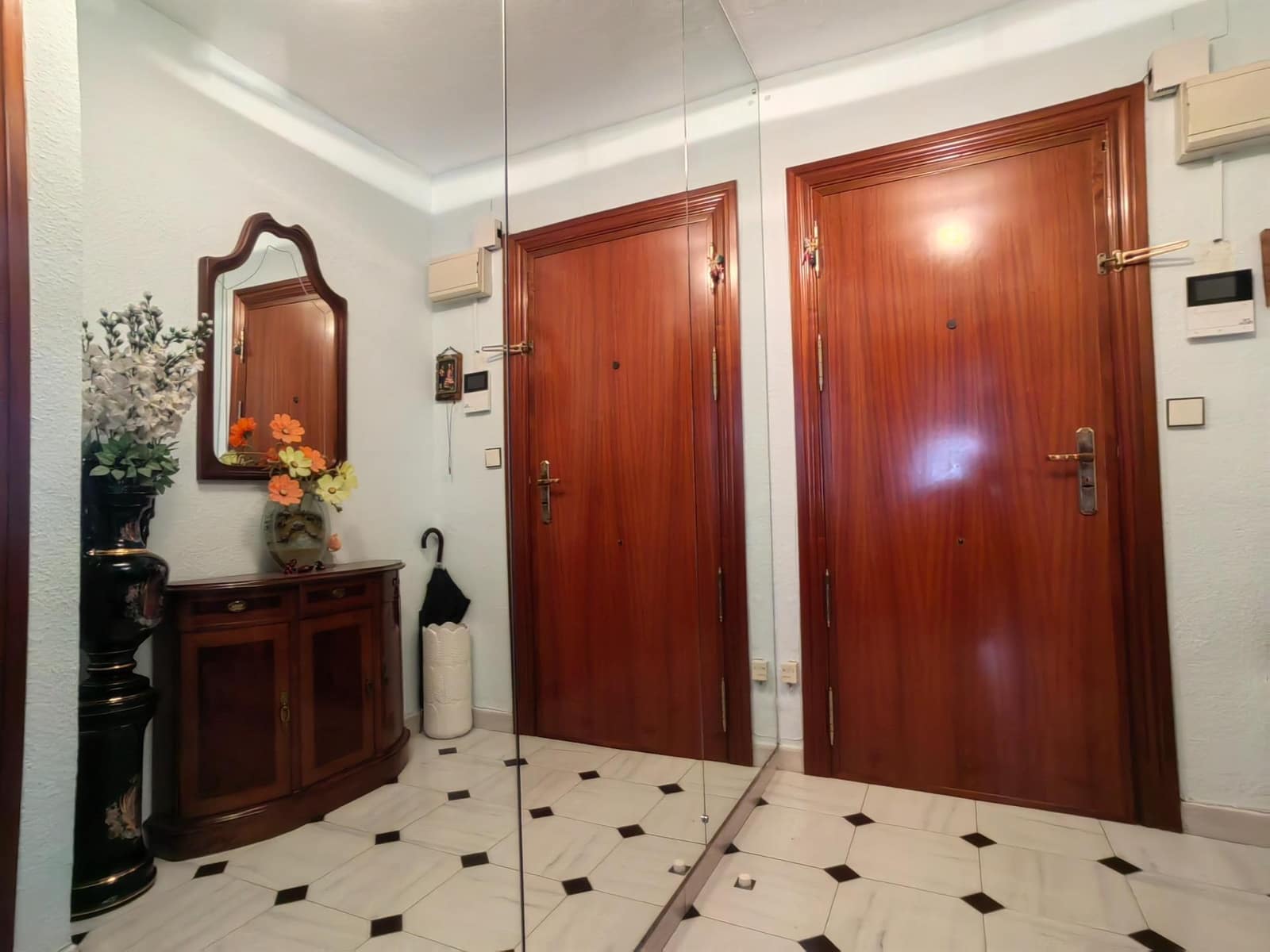 4 makuuhuone Asunto myytävänä paikassa Malaga kaupunki - 400 000 € (Ref: 10131832)