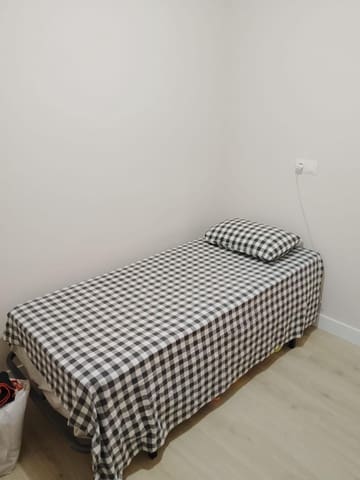 3 slaapkamer Appartement te huur in Huelin, Málaga stad - € 1.499 (Ref: 10139928)