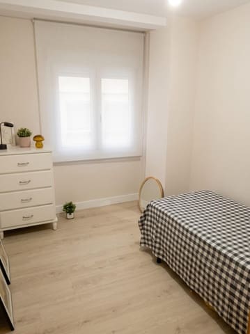 3 slaapkamer Appartement te huur in Huelin, Málaga stad - € 1.499 (Ref: 10139928)
