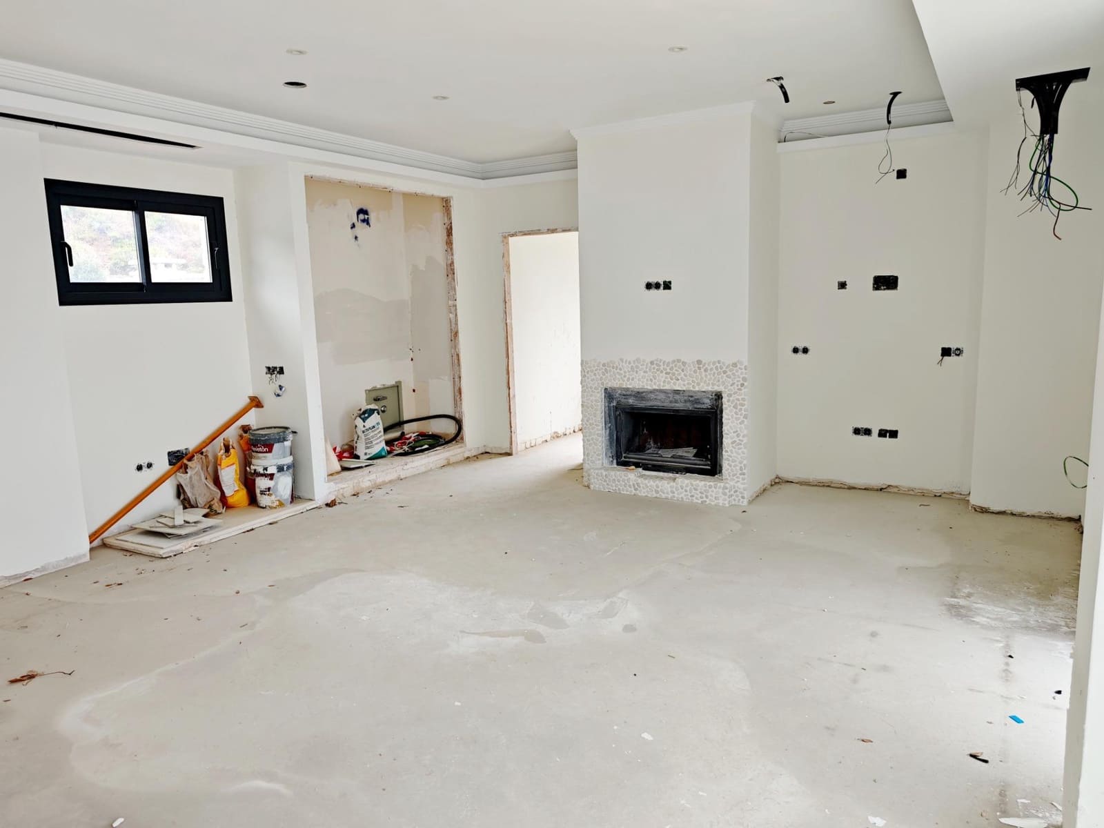 4 soveværelse Villa til salg i La Mairena med swimmingpool garage - € 995.000 (Ref: 10139931)