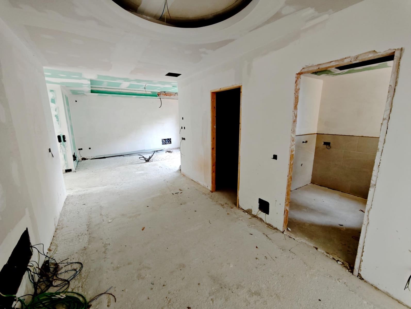 4 soveværelse Villa til salg i La Mairena med swimmingpool garage - € 995.000 (Ref: 10139931)