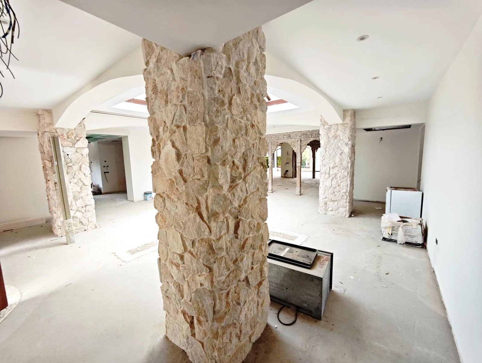 4 soveværelse Villa til salg i La Mairena med swimmingpool garage - € 995.000 (Ref: 10139931)