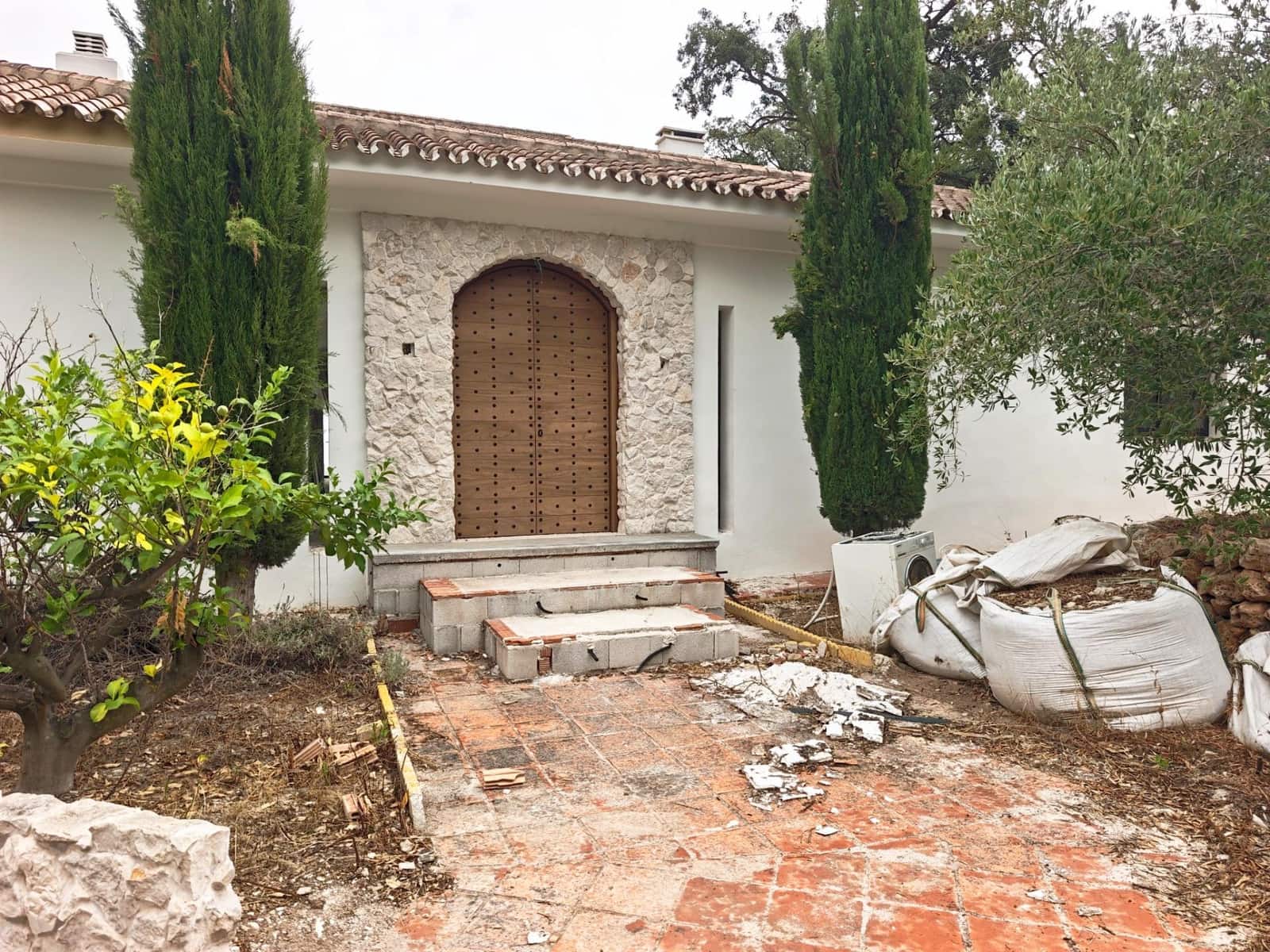 4 soveværelse Villa til salg i La Mairena med swimmingpool garage - € 995.000 (Ref: 10139931)