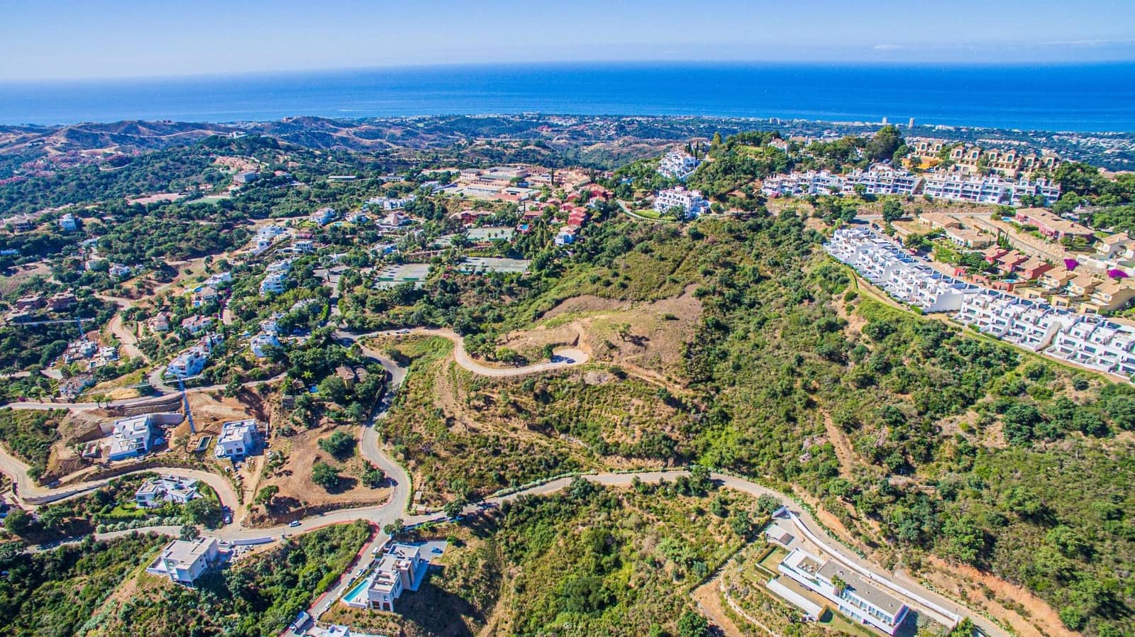 Building Plot for sale in La Mairena - € 6,448,800 (Ref: 10142585)