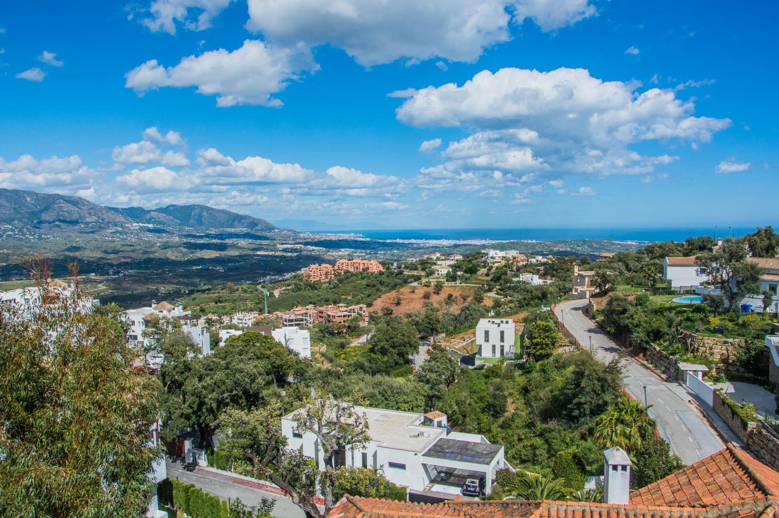 Building Plot for sale in La Mairena - € 2,335,000 (Ref: 10142588)