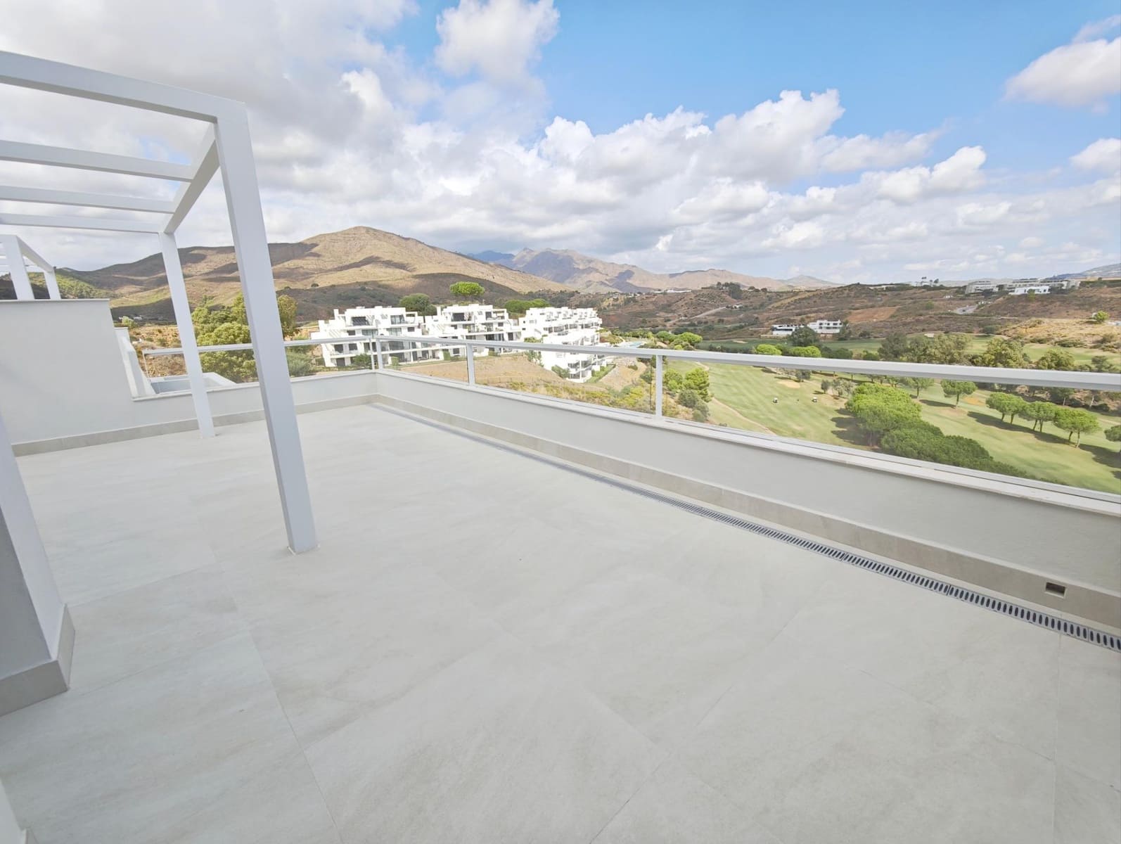 3 soveværelse Penthouse til salg i Mijas med swimmingpool garage - € 640.000 (Ref: 10155459)