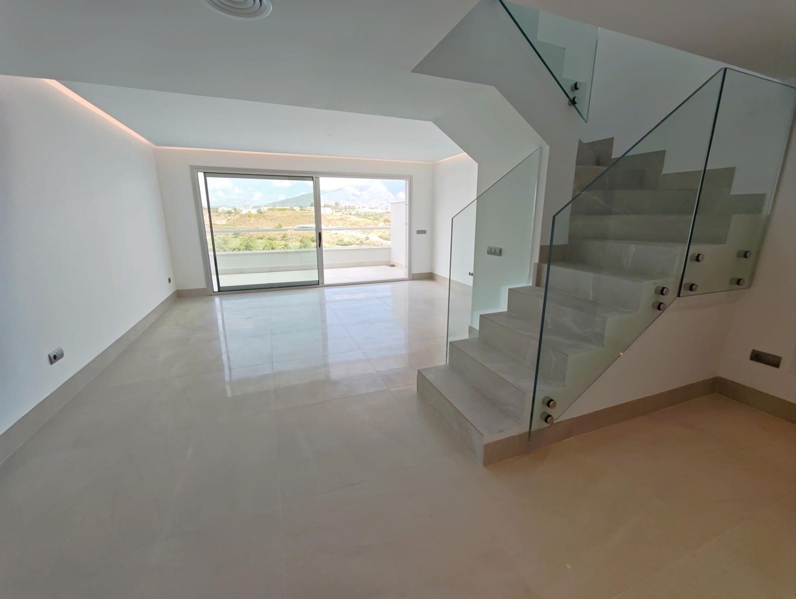 3 soveværelse Penthouse til salg i Mijas med swimmingpool garage - € 640.000 (Ref: 10155459)