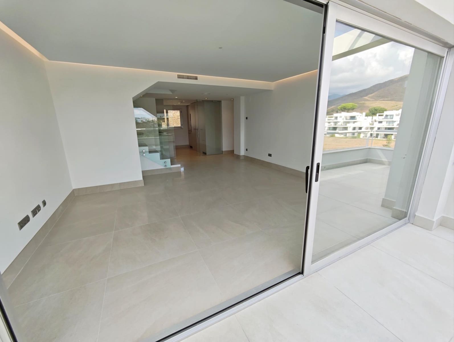 3 soveværelse Penthouse til salg i Mijas med swimmingpool garage - € 640.000 (Ref: 10155459)