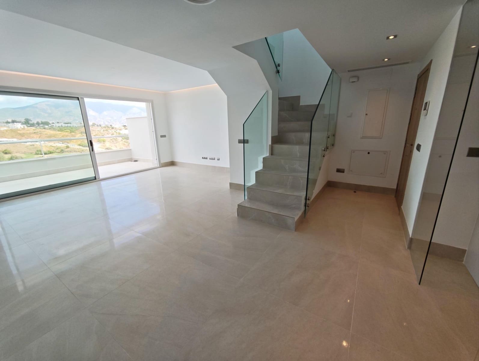 3 soveværelse Penthouse til salg i Mijas med swimmingpool garage - € 640.000 (Ref: 10155459)