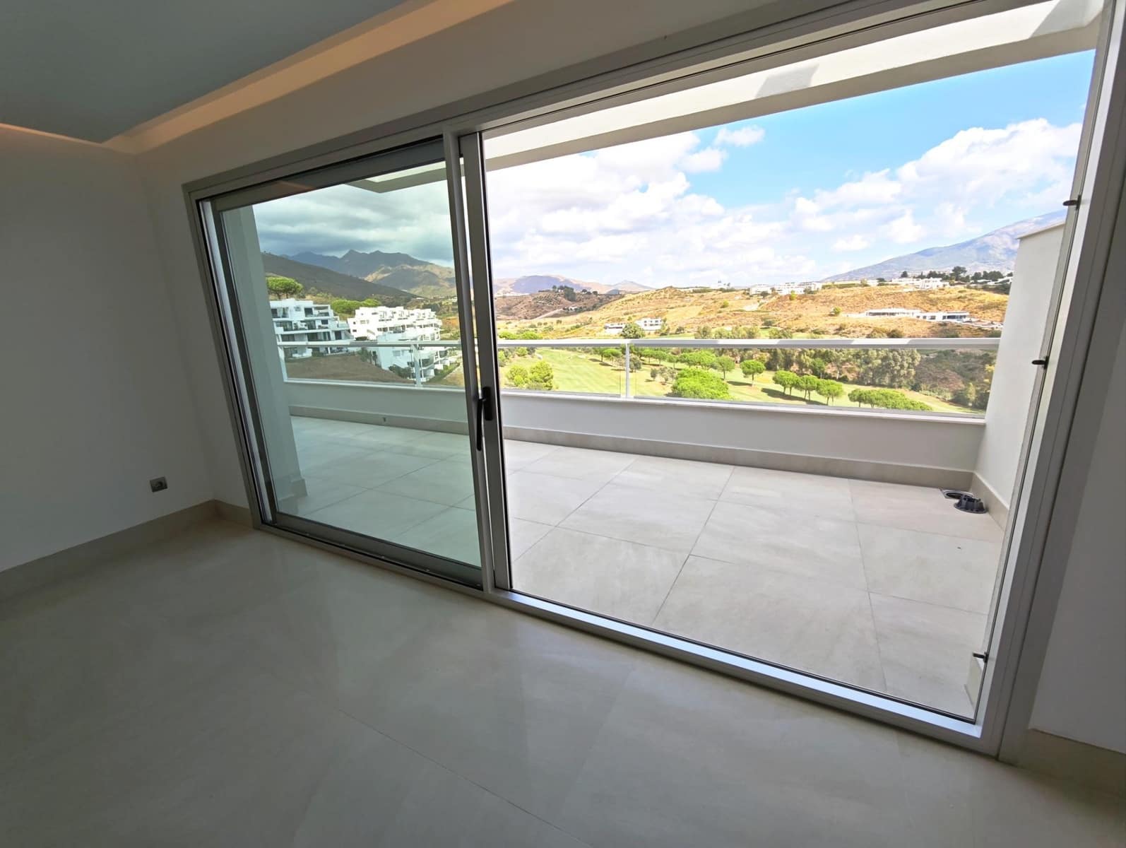 3 soveværelse Penthouse til salg i Mijas med swimmingpool garage - € 640.000 (Ref: 10155459)