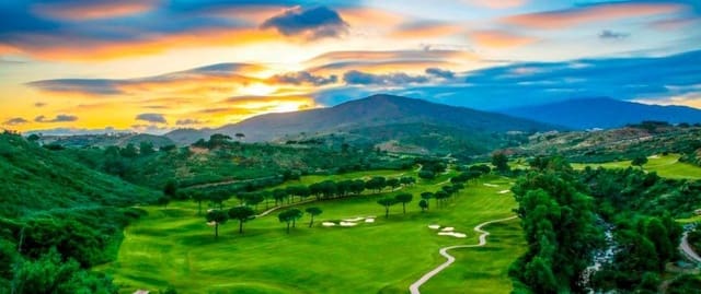 3 soverom Rekkehus til salgs i La Cala Golf - Lagar Martell, Mijas med svømmebasseng garasje - € 650 000 (Ref: 10155461)