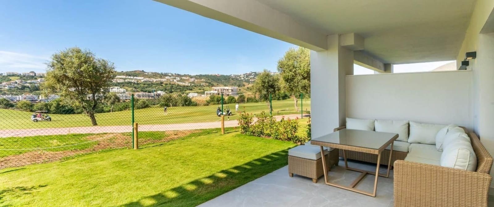 3 soverom Rekkehus til salgs i Mijas med svømmebasseng garasje - € 650 000 (Ref: 10155461)
