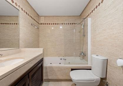 2 bedroom Apartment for sale in La Mairena with pool garage - € 365,000 (Ref: 10159635)