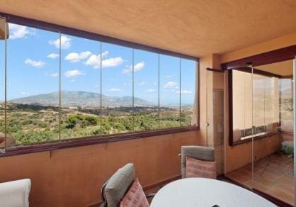 2 bedroom Apartment for sale in La Mairena with pool garage - € 365,000 (Ref: 10159635)