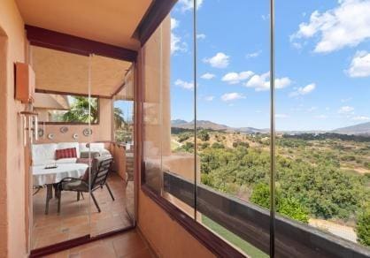 2 bedroom Apartment for sale in La Mairena with pool garage - € 365,000 (Ref: 10159635)