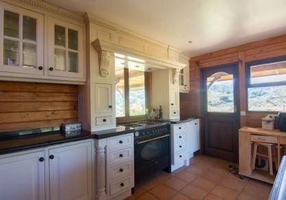 3 soveværelse Villa til salg i La Cala Golf - Lagar Martell, Mijas med garage - € 795.000 (Ref: 10159637)