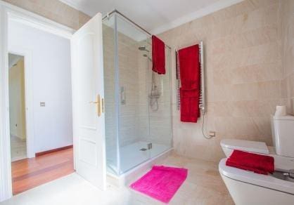 5 sovrum Villa till salu i Mijas med pool garage - 1 350 000 € (Ref: 10159638)
