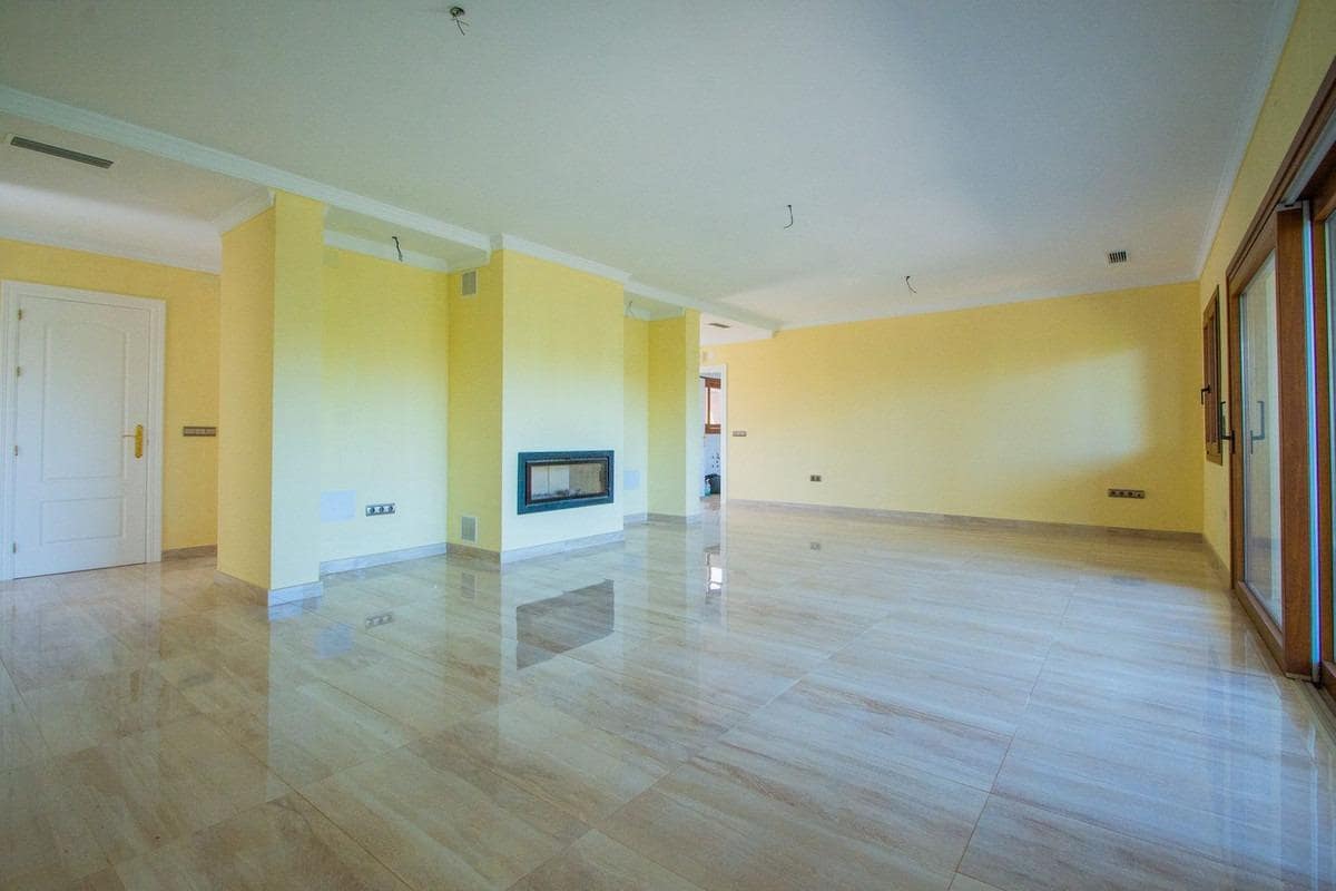 5 sovrum Villa till salu i Mijas med pool garage - 1 350 000 € (Ref: 10159638)