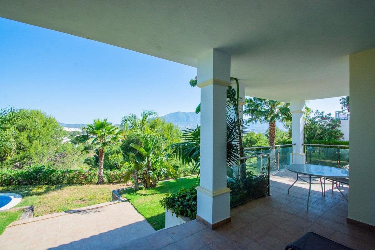 5 sovrum Villa till salu i Mijas med pool garage - 1 350 000 € (Ref: 10159638)
