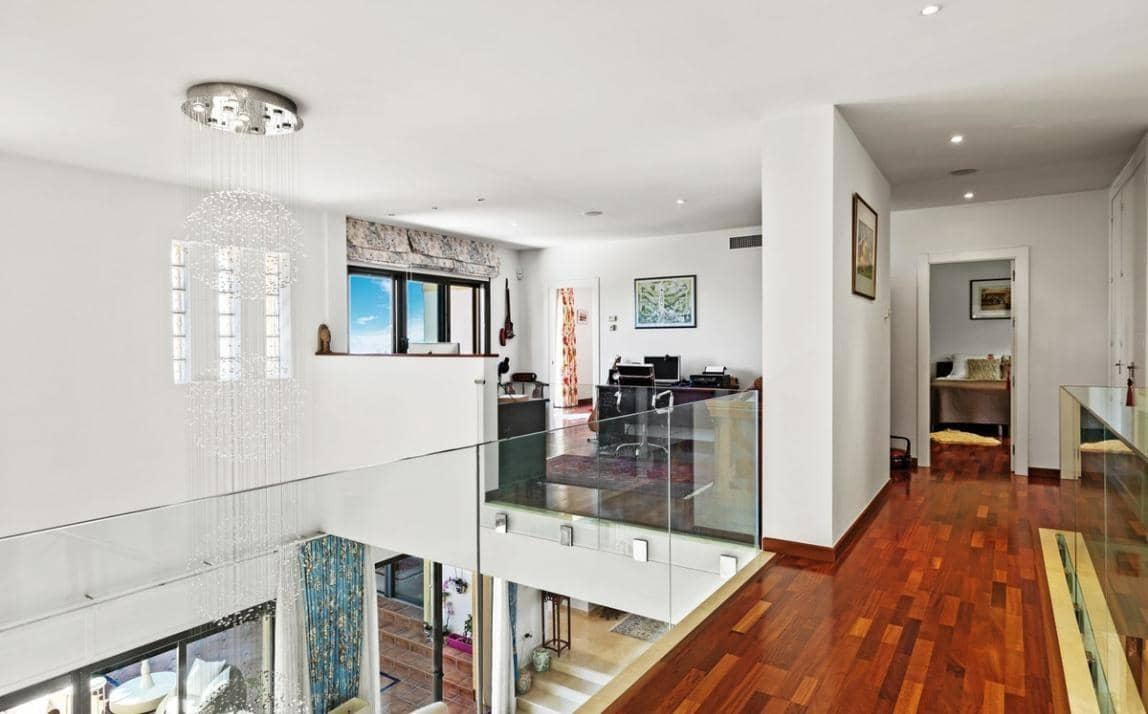 Chalet de 6 habitaciones en La Mairena en venta con piscina garaje - 2.100.000 € (Ref: 10159639)