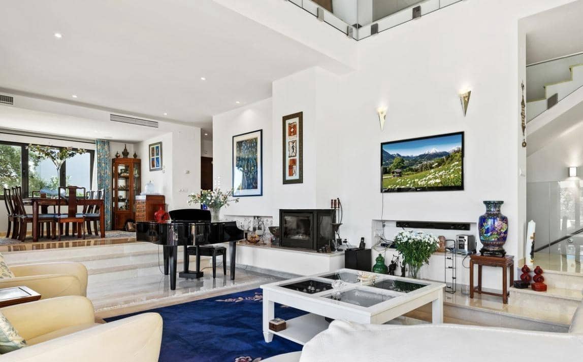 Chalet de 6 habitaciones en La Mairena en venta con piscina garaje - 2.100.000 € (Ref: 10159639)