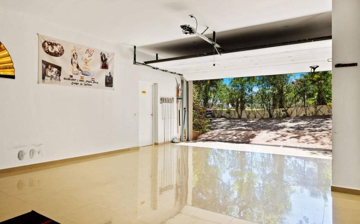 Chalet de 6 habitaciones en La Mairena en venta con piscina garaje - 2.100.000 € (Ref: 10159639)