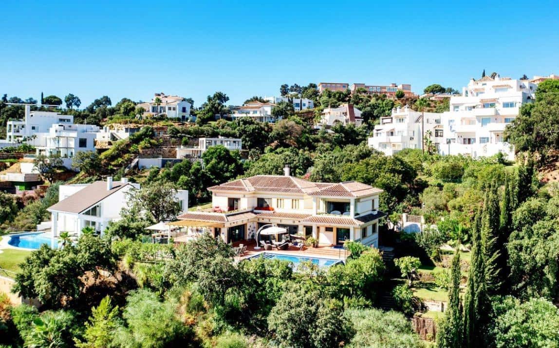 Chalet de 6 habitaciones en La Mairena en venta con piscina garaje - 2.100.000 € (Ref: 10159639)