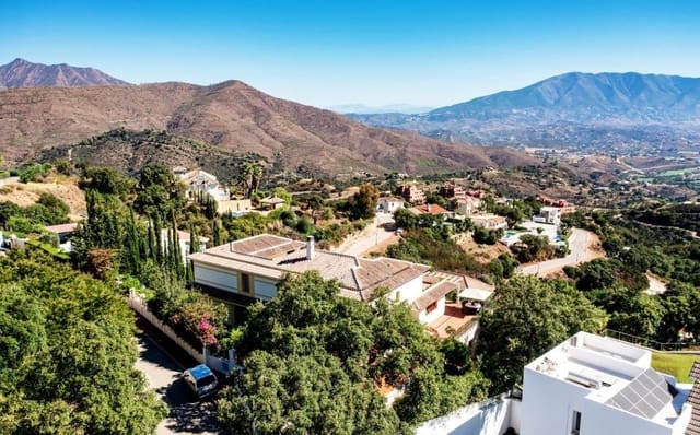 Chalet de 6 habitaciones en La Mairena, Ojen en venta con piscina garaje - 2.100.000 € (Ref: 10159639)