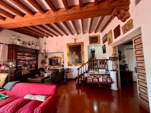 10 slaapkamer Villa te koop in Malaga stad met zwembad garage - € 3.999.000 (Ref: 10161760)