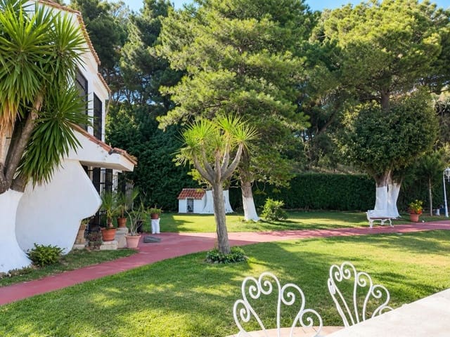 10 slaapkamer Villa te koop in Monte Sancha, Málaga stad met zwembad garage - € 3.999.000 (Ref: 10161760)
