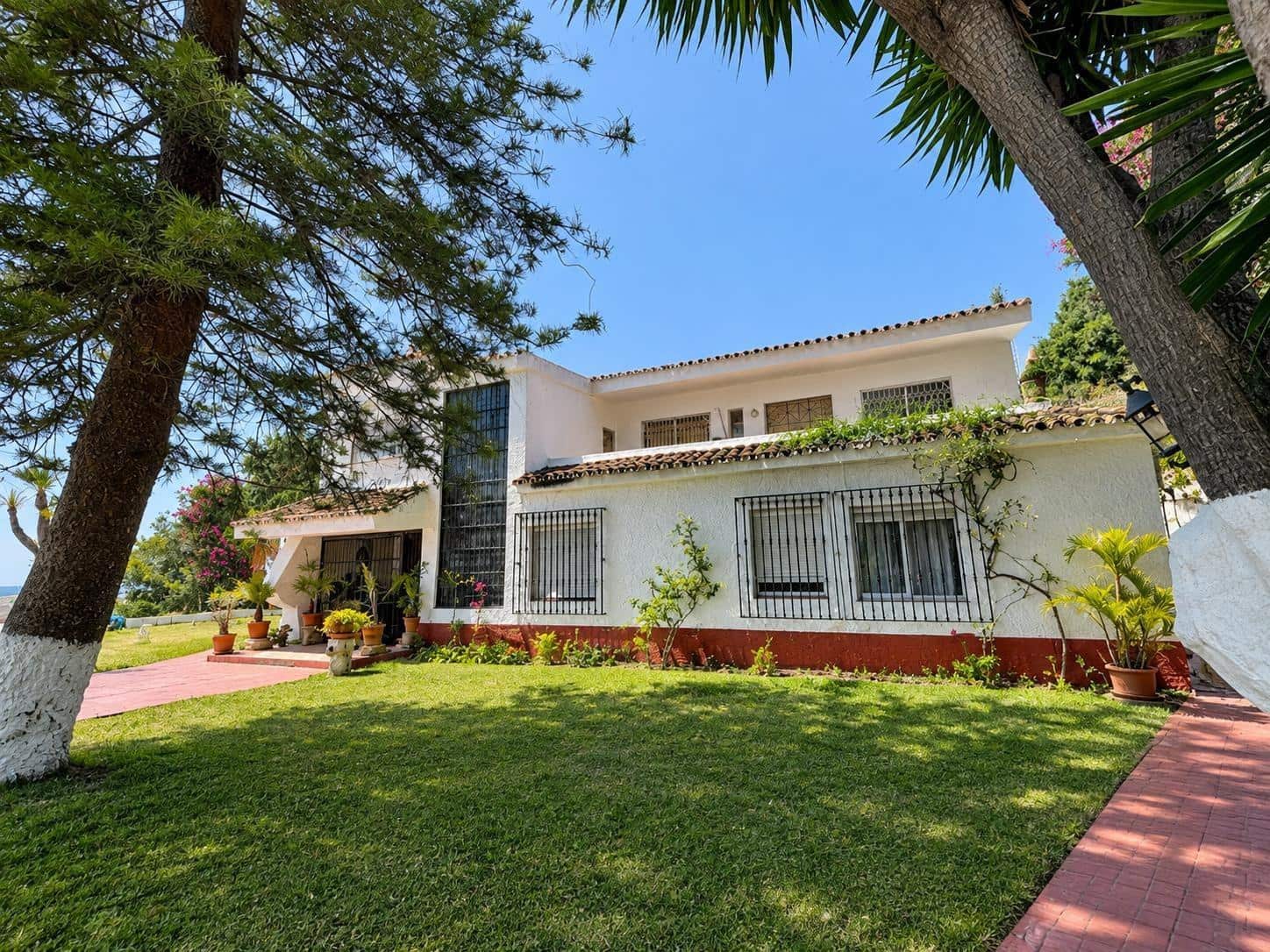 10 slaapkamer Villa te koop in Malaga stad met zwembad garage - € 3.999.000 (Ref: 10161760)