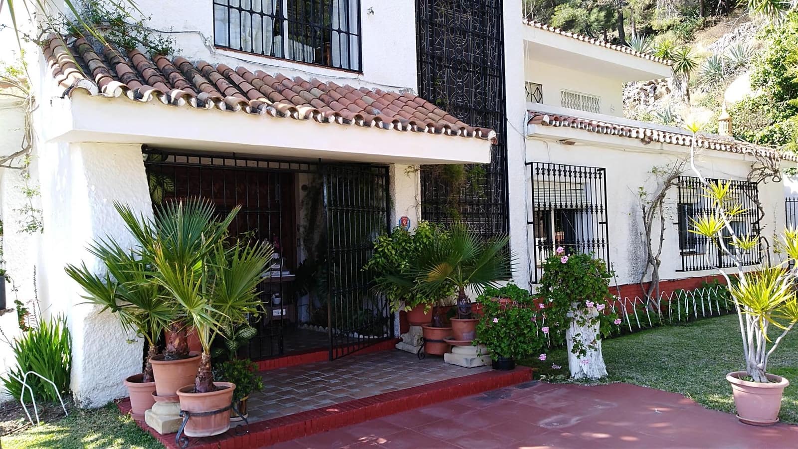 10 slaapkamer Villa te koop in Malaga stad met zwembad garage - € 3.999.000 (Ref: 10161760)