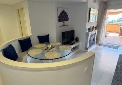 2 bedroom Apartment for sale in La Mairena with pool garage - € 380,000 (Ref: 10161761)