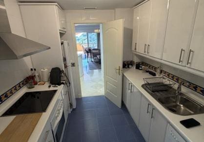2 bedroom Apartment for sale in La Mairena with pool garage - € 380,000 (Ref: 10161761)