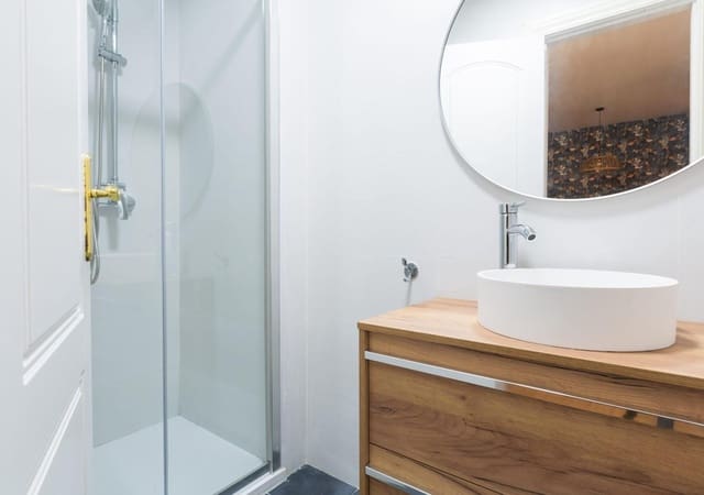 Studio til salg i Lagunillas, Málaga by - € 259.000 (Ref: 10168706)