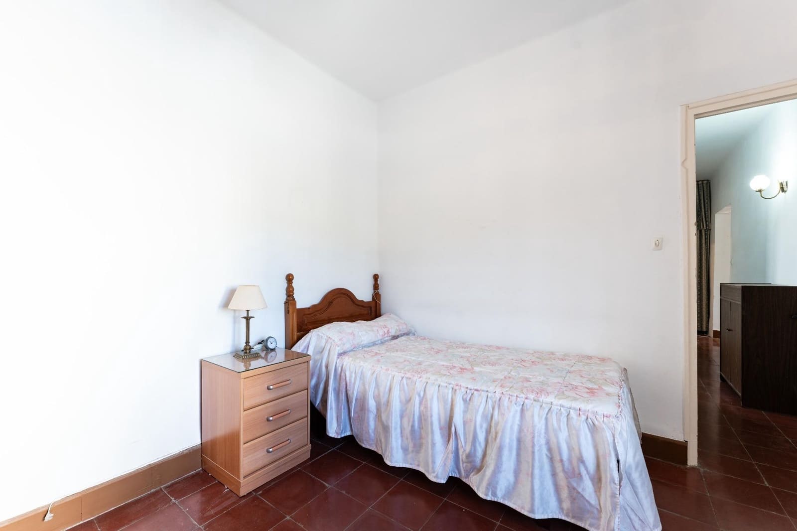 4 slaapkamer Flat te koop in Malaga stad - € 230.000 (Ref: 10173878)
