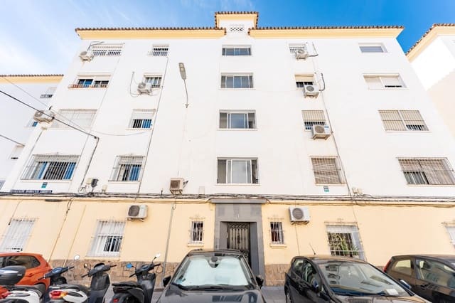 4 soverom Leilighet til salgs i Ciudad Jardín, Málaga by - € 230 000 (Ref: 10173878)