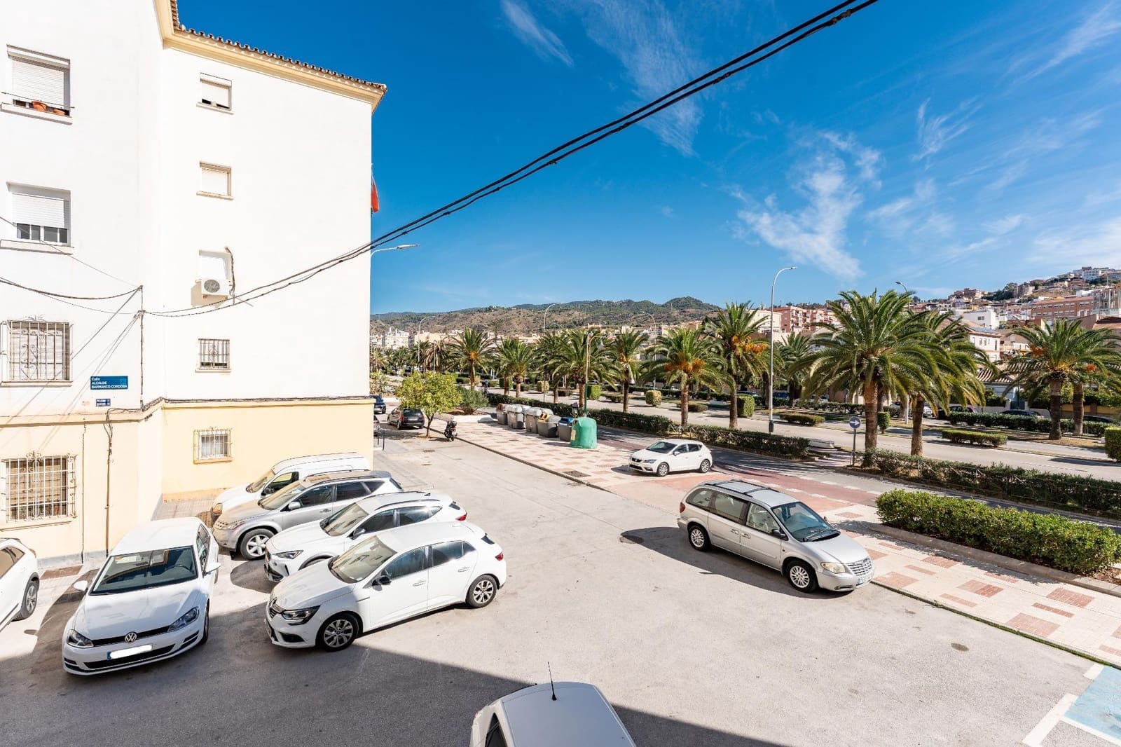4 slaapkamer Flat te koop in Malaga stad - € 230.000 (Ref: 10173878)