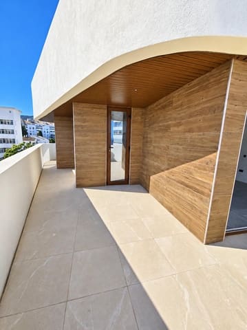 2 bedroom Penthouse for sale in Arroyo de la Miel, Benalmádena with pool garage - € 695,000 (Ref: 10180835)