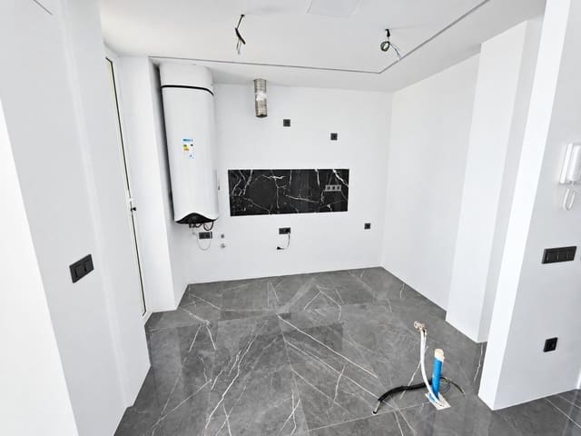 2 bedroom Penthouse for sale in Arroyo de la Miel, Benalmádena with pool garage - € 695,000 (Ref: 10180835)