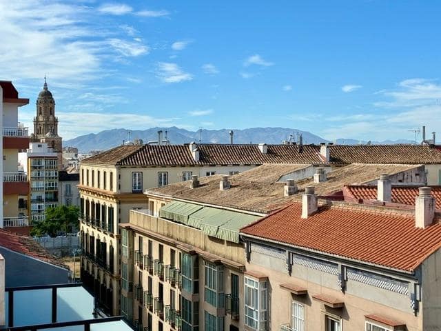 2 slaapkamer Flat te koop in Centro Historico, Málaga stad - € 650.000 (Ref: 10180837)